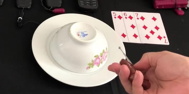 Khám phá sự thật về việc sử dụng Đồ Xóc Đĩa Bịp trong trò chơi xóc đĩa